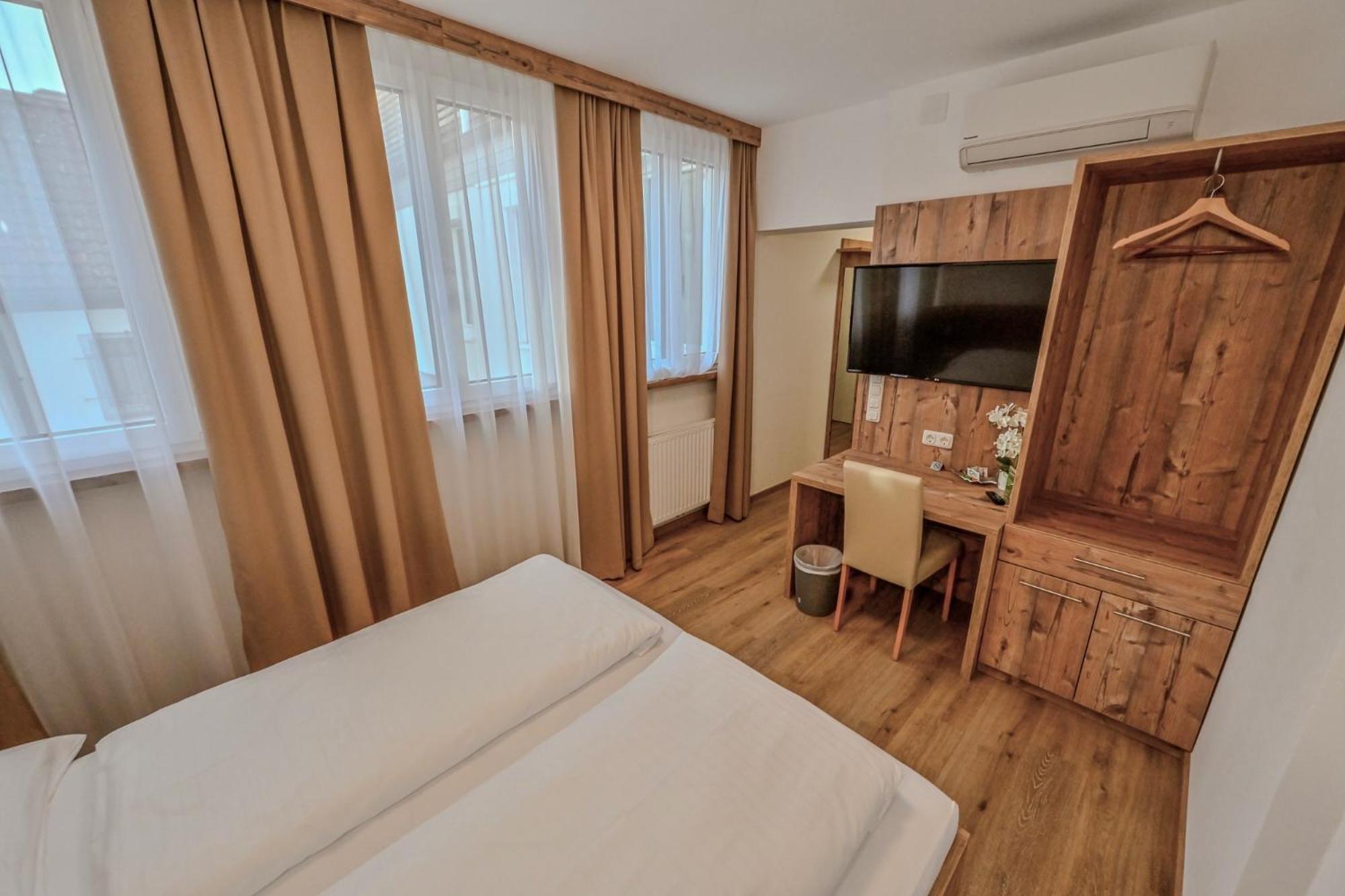 Hotel "City Rooms Wels" Bagian luar foto