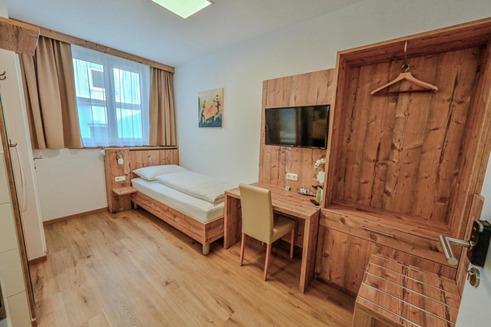 Hotel "City Rooms Wels" Bagian luar foto