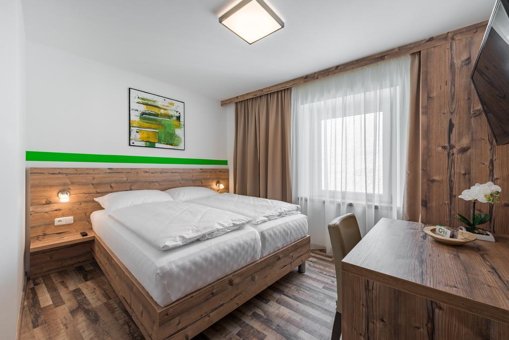 Hotel "City Rooms Wels" Bagian luar foto