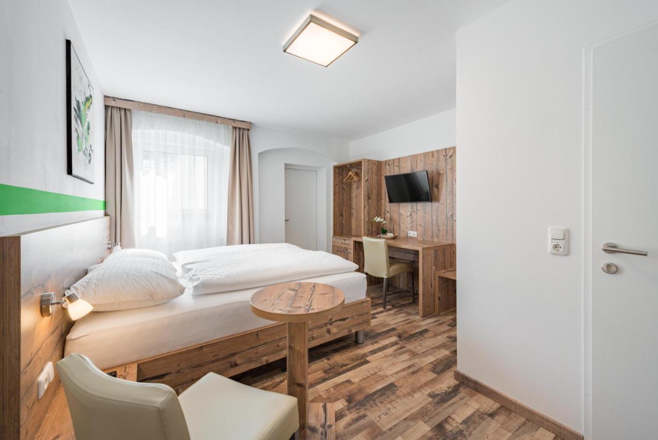 Hotel "City Rooms Wels" Bagian luar foto