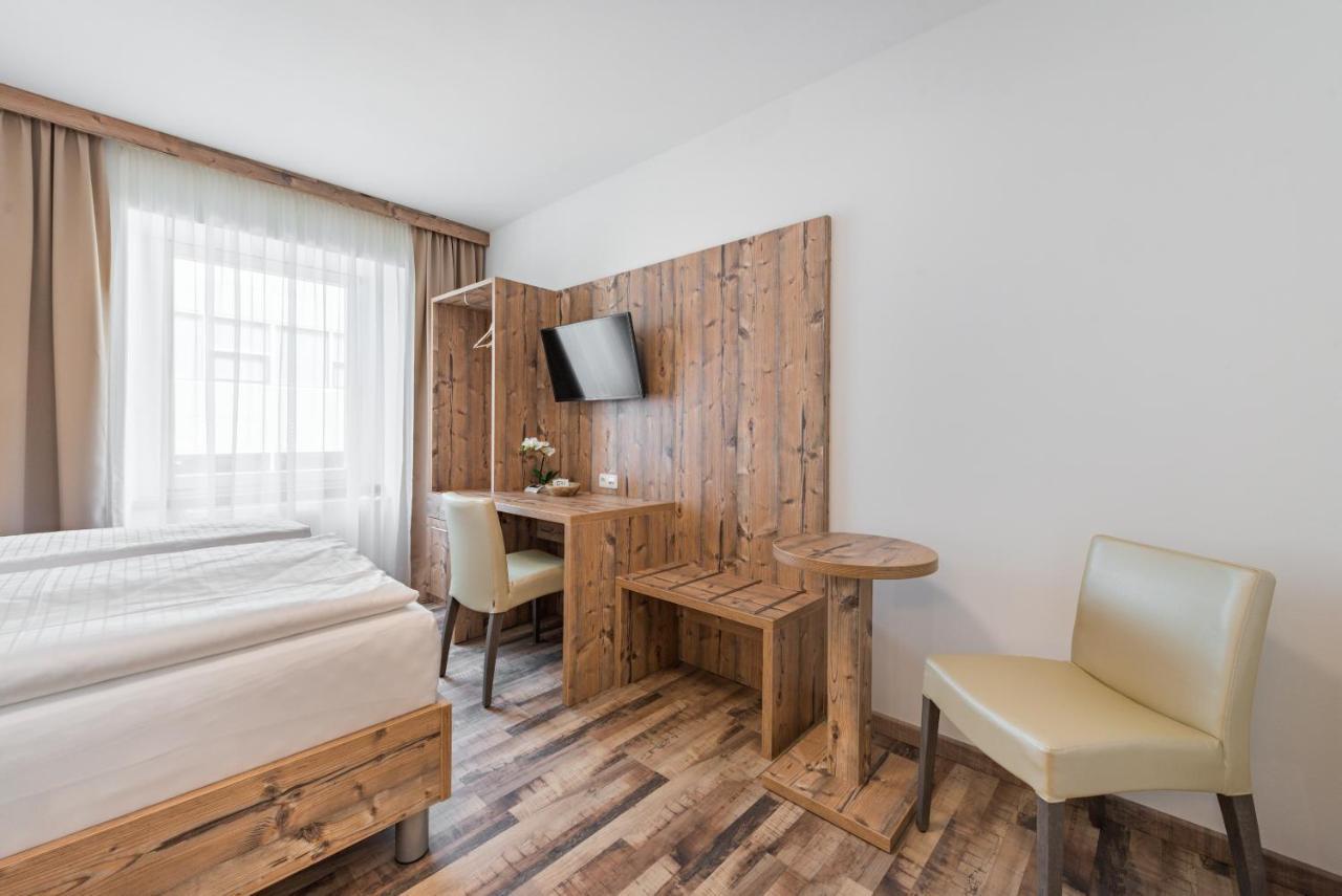 Hotel "City Rooms Wels" Bagian luar foto