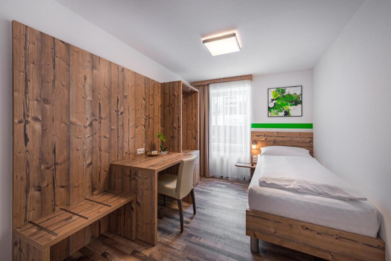Hotel "City Rooms Wels" Bagian luar foto
