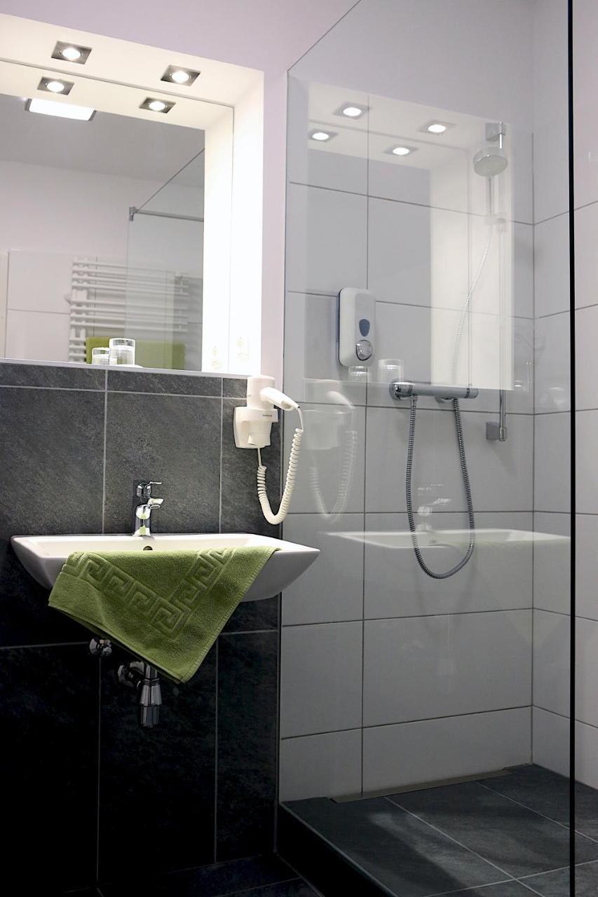 Hotel "City Rooms Wels" Bagian luar foto