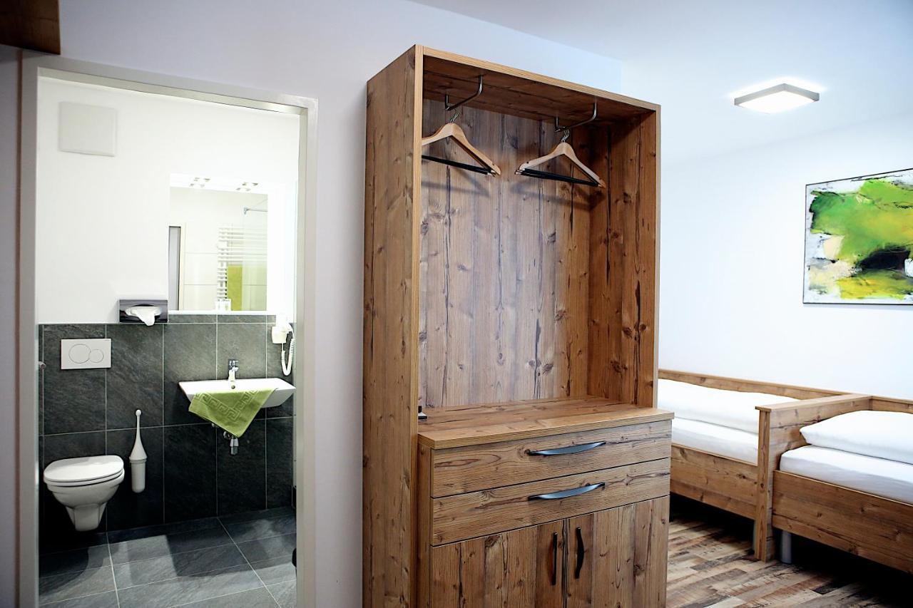 Hotel "City Rooms Wels" Bagian luar foto