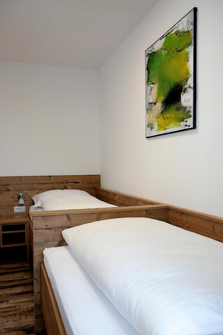 Hotel "City Rooms Wels" Bagian luar foto